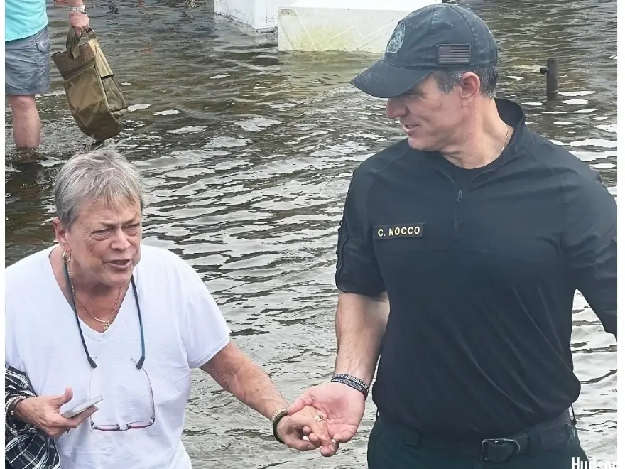 West Pasco Community Faces Hurricane Idalia: First Responders Show Resilience and Bravery